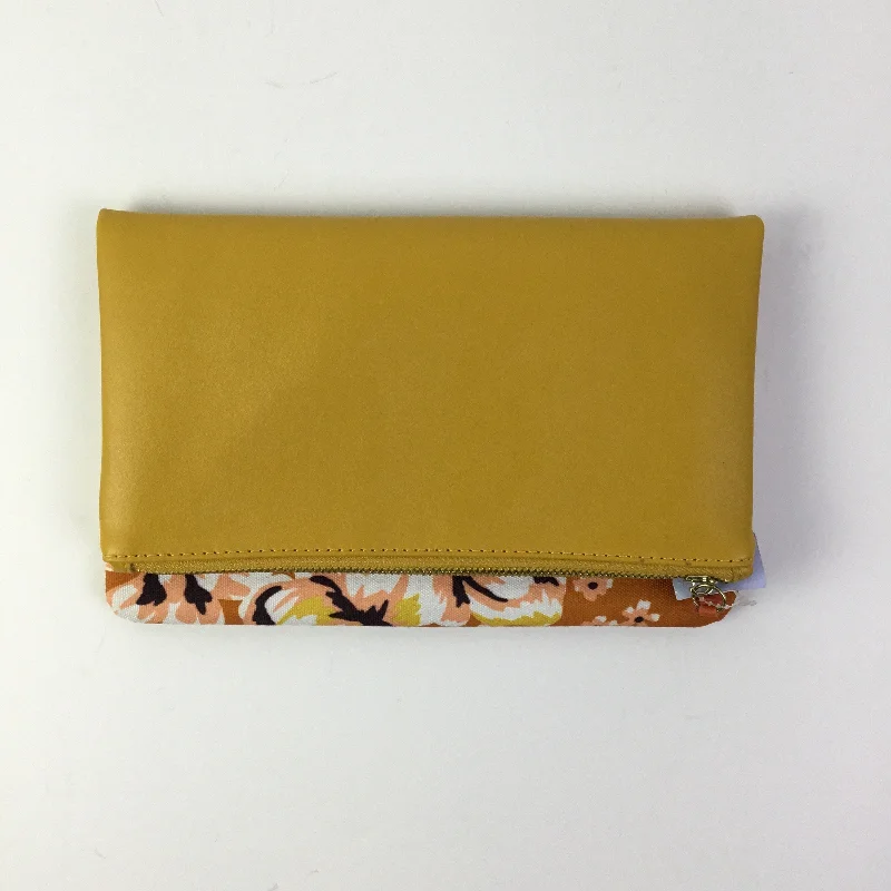 Clutch By Rachel Pally, Size: Medium