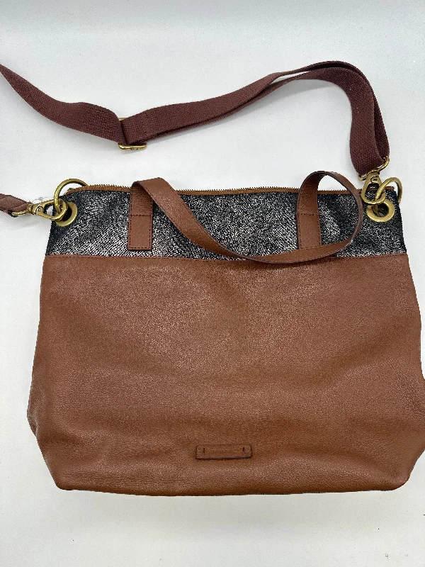 Crossbody Leather By Fossil, Size: Large