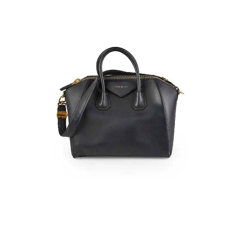 Givenchy Medium Vegan Antigona Black