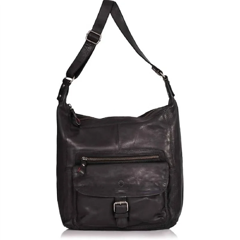 Women's Vintage Shoulder Bag In Black