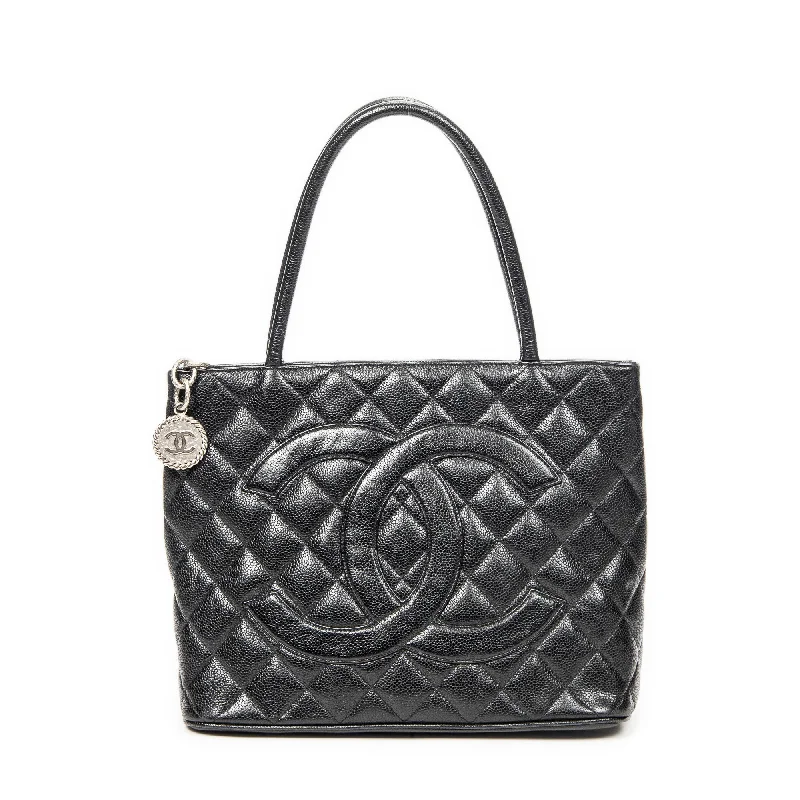 Timeless Medallion Tote